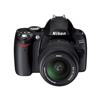 Nikon D40 Digital SLR Camera w/18-55mm Lens, , large image number 0